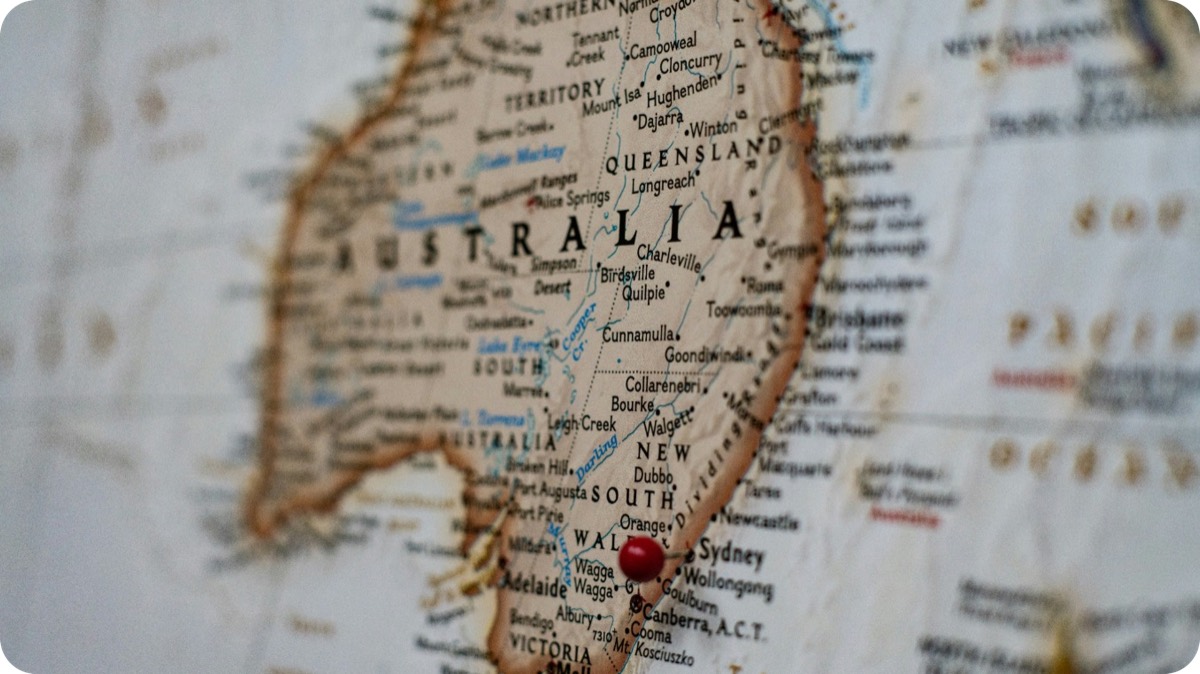 Map of Australia with a pin in it